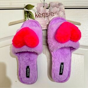 Kensie faux fur slippers with heart